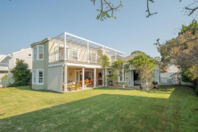 Thesen Island Retreat